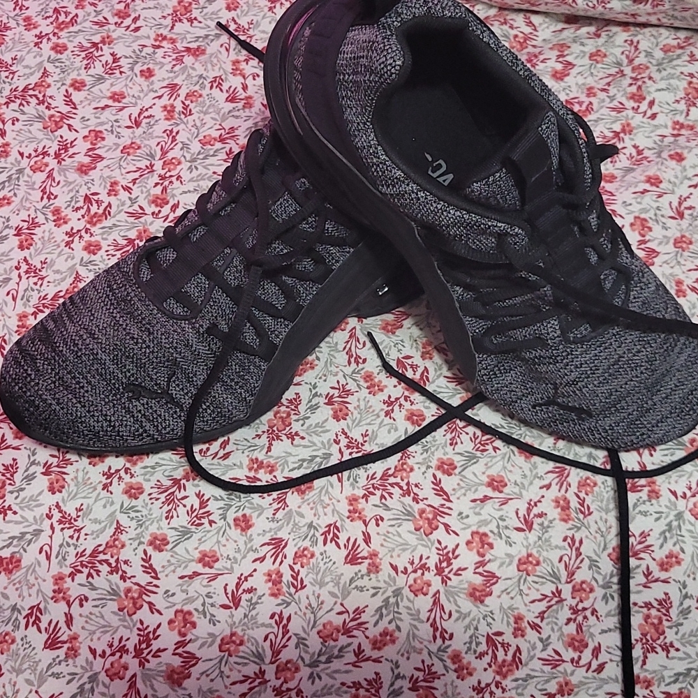 Men's puma shoes
